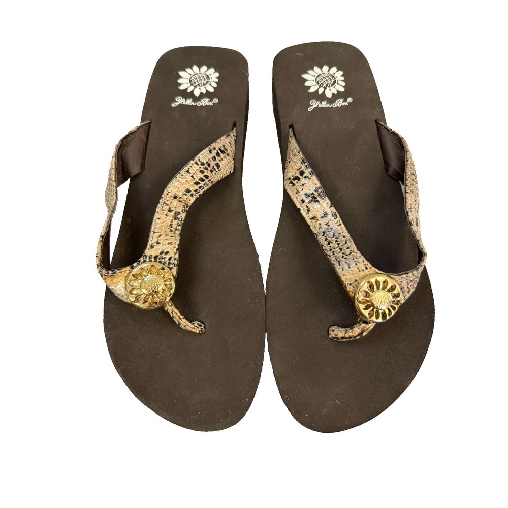 Yellow Box "Squint" Wedge Flip Flops Beige Snakeskin Print Medallion Logo Sz 9